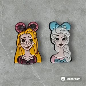 Backpack, Lanyard, Lapel pin Disney Anna and Elsa Frozen